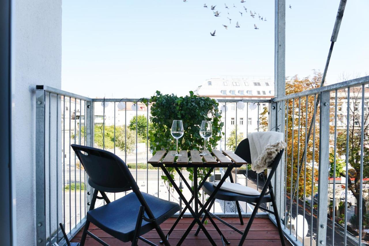 Large Apartments - Great For Groups - With Balcony Or Terrace Vienna Exterior photo