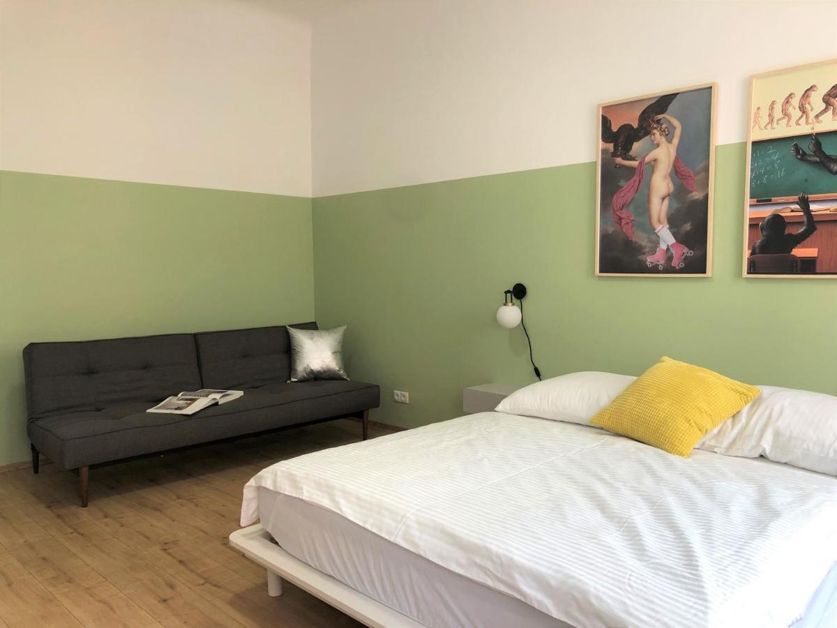Large Apartments - Great For Groups - With Balcony Or Terrace Vienna Exterior photo