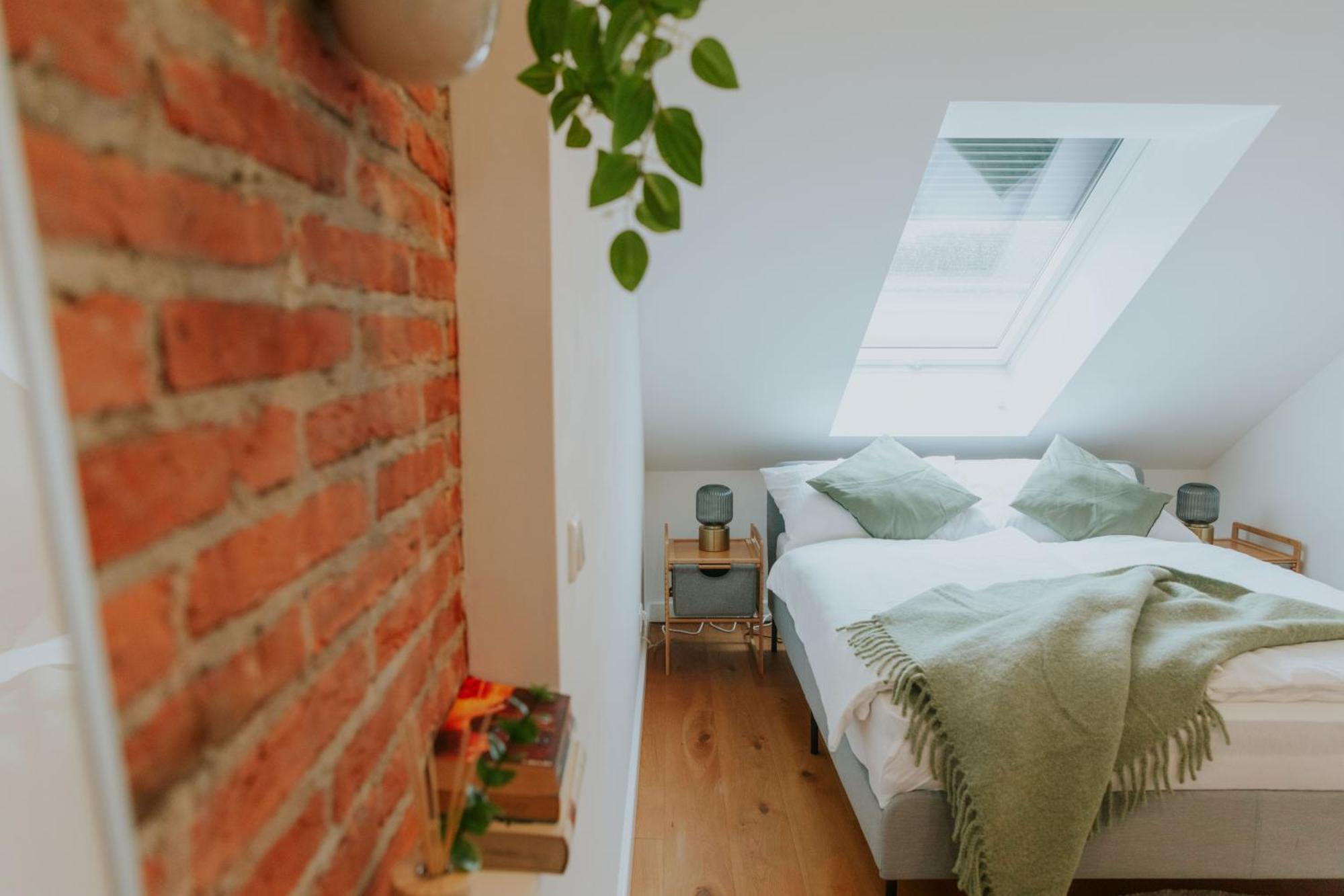 Large Apartments - Great For Groups - With Balcony Or Terrace Vienna Exterior photo