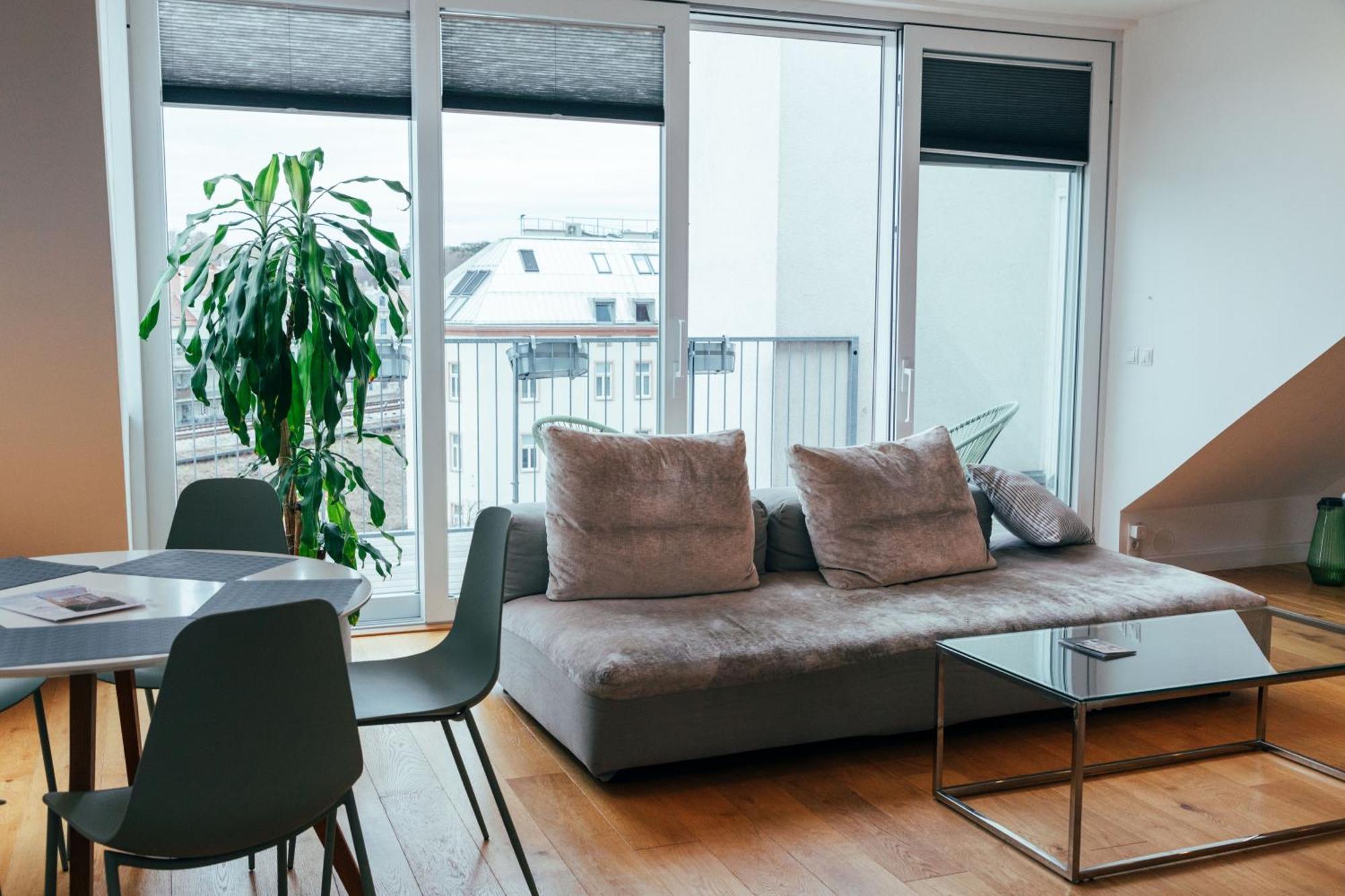 Large Apartments - Great For Groups - With Balcony Or Terrace Vienna Exterior photo
